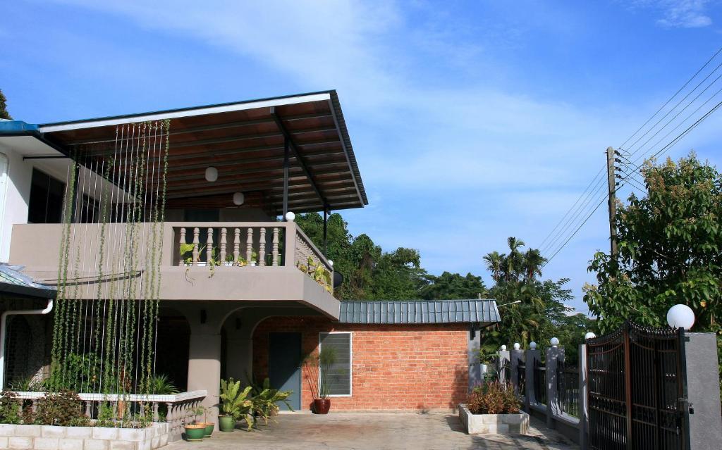 Morning Glory Guest House Kuching Dış mekan fotoğraf